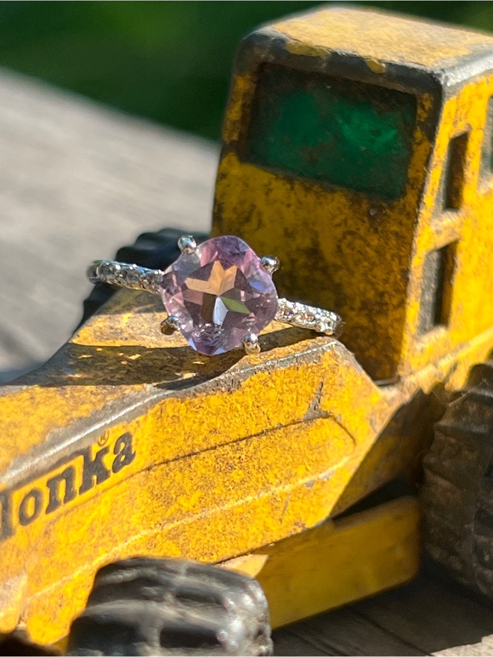 HJ11- Artisan Lavender Amethyst Solitaire Ring with an Adjustable 925 Pavé Band - Picture 3 of 4